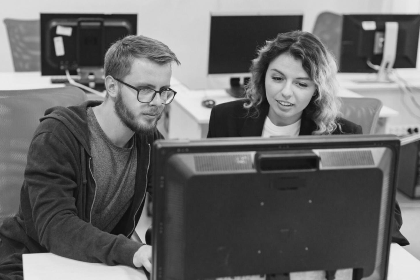 Strukturierte Lernmaterialien und interaktive Übungen in Westrionix-Workshops